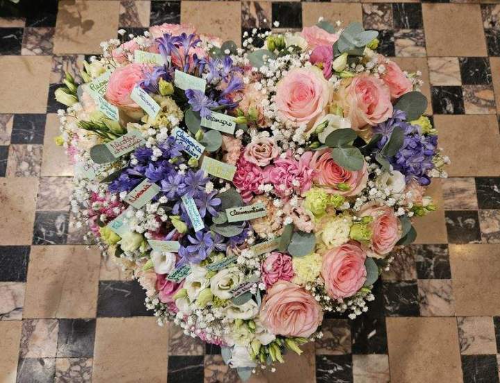 Création de compositions florales pour un dernier hommage Puy-en-Velay